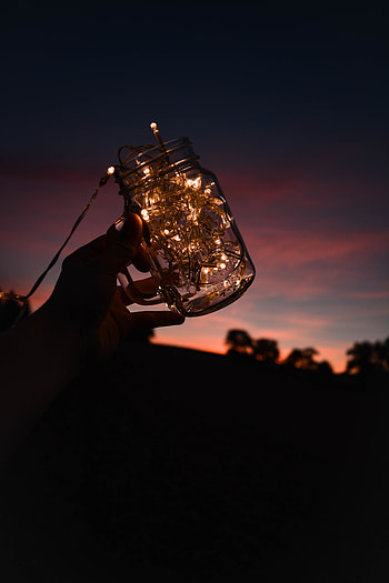 Twilight, Bank, Dark, Hand, Dusk, Jar, Garland HD phone wallpaper