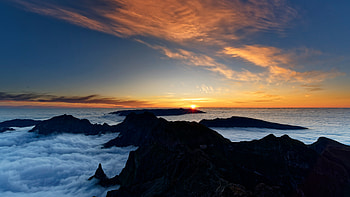 Pico Ruivo Portugal, portugal, ocean, sea, sunset, sun, clouds, sky, nature HD wallpaper