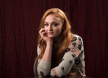 Smile, red head, pretty, Sophie Turner HD wallpaper