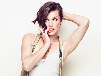 Milla Jovovich, Celebrity, Actress, American, Brunette, Short Hair HD wallpaper