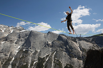 Slackline purchase, Beginner-friendly, Pro-level, Slackline HD wallpaper