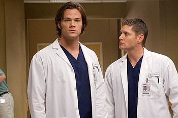 Winchester Doctors — Supernatural | Brothers in Scrubs | Hospital Watch, Jared Padalecki, Jensen Ackles, Dean Winchester, Sam Winchester, TV Show, Supernatural (TV Show) HD wallpaper
