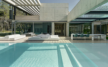 beautiful pool in the backyard, idea for a pool, loft, pool without parapet, swimming pool in the house HD wallpaper