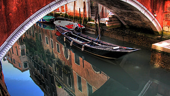 Venetian gondola, Venice rivers, Beautiful buildings, Iconic bridges HD wallpaper