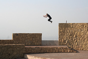 Parkour, Berlin parkour, Running in Berlin, Sports insider HD wallpaper