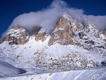 Nature, Mountains, Clouds, Snow, Vertex, Road, Fog, Tops, Slope, Descent, Incline HD wallpaper