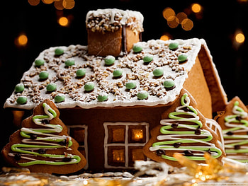 Gingerbread House, House, Beautiful, Gingerbread, Christmas, Trees, Sweets HD wallpaper