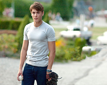 ZaC Efron, blue, sexy, efron, muscle, man, zac, eyes, actor, handsome HD wallpaper