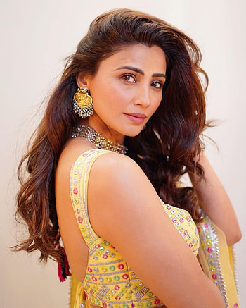 Daisy Shah, lip, Bollywood HD phone wallpaper