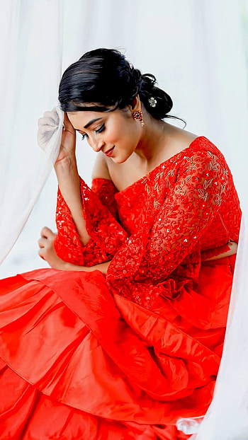 Bhanusri, telugu actress HD phone wallpaper