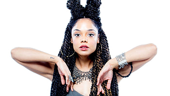 Tessa Thompson, Film icon, Stunning visuals, Memorable characters HD wallpaper