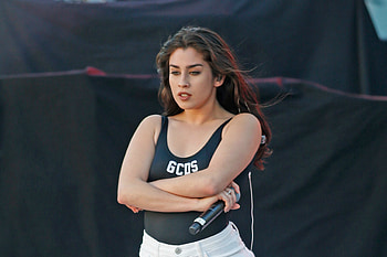 Open letter, Lauren Jauregui, Trump supporters, Bisexual announcement HD wallpaper