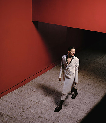 Bottega Veneta, Daniel Lee's creations, Fashion enthusiasts, Love for the brand HD phone wallpaper