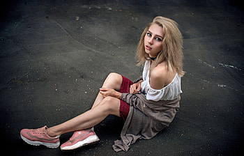 Girl Sitting Red Skirt Fluffy Hair , girls, model HD wallpaper