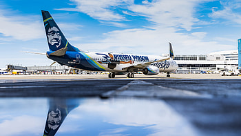 Alaska Airlines, 2021 Russell Wilson logo jet, Special edition, Unique livery HD wallpaper