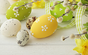 Happy Easter!, egg, white, wood, yellow, green, card, easter, spring HD wallpaper