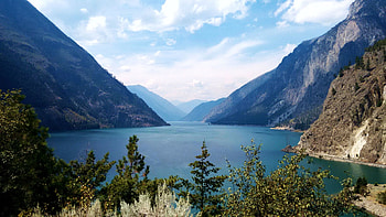 Seton Lake, British Columbia, clouds, trees, sky, canada, mountains HD wallpaper