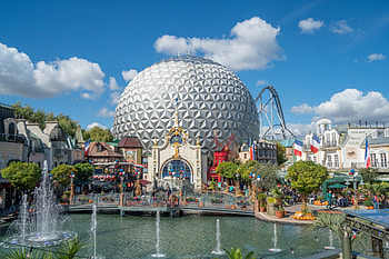 Europa park, Visitor numbers, Theme park, Attraction industry HD wallpaper