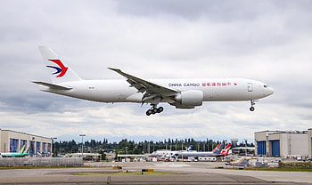 China Eastern Airlines, Cargo deliveries, Boeing 777Fs, Aviation logistics HD wallpaper