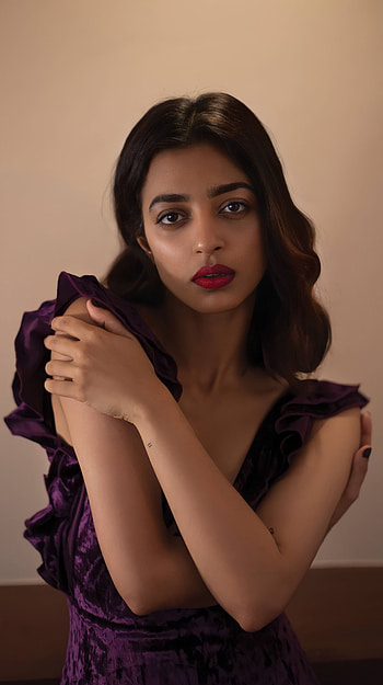 Radhika Apte, bollywood actress HD phone wallpaper