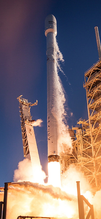SpaceX for , Epic space missions, Rocket launch sequences, Astronauts in action HD phone wallpaper