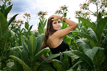 Girl in Green, cool, girl, in green HD wallpaper