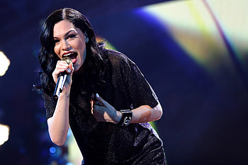93.3 FLZ's Jingle Ball 2014, Jessie J HD wallpaper