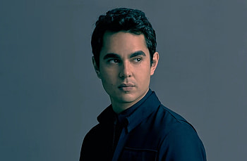 Max Minghella, Standout performances, Captivating charisma, Unforgettable roles HD wallpaper