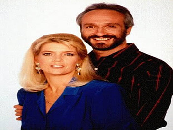 MICHAEL GROSS & MERIDITH BAXTER-BIRNEY OF TV SERIES FAMILY TIES, action, tvshow, entertainment, usa HD wallpaper
