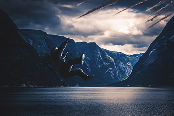 Mountains, Lake, Dark, Fall, hop, Cosmonaut, Spacesuit, Space Suit, Astronaut HD wallpaper