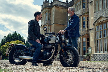 The Thursday Murder Club — Leading Duo on Motorcycle, Ultra, movie, The Thursday Murder Club, Pierce Brosnan, Tom Ellis, motorcycle HD wallpaper