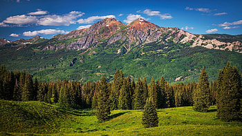 Paramount Mountain, maybe not. Colorado, peaks, landscape, clouds, trees, sky, forest, usa HD wallpaper