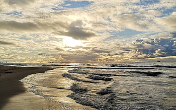Beach in Latvia, clouds, sea, Latvia, beach, waves HD wallpaper