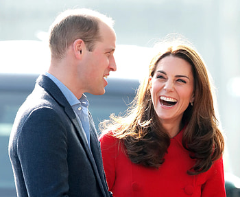 Kate Middleton, Prince William, Rare PDA, Glamourous Ireland HD wallpaper