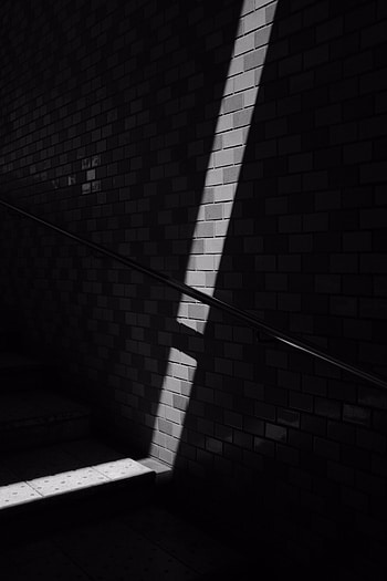 Building, Shine, Light, Shadow, Wall, Bw, Chb HD phone wallpaper