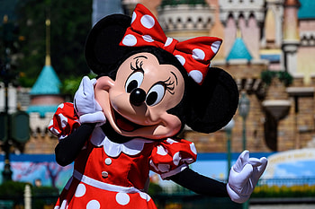 Minnie Mouse, Iconic red dress, Dress transformation, 2022 HD wallpaper