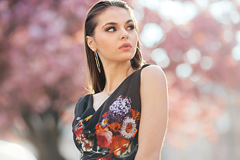 Girl Outdoor Glance , girls, model HD wallpaper