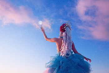 Touching the moon, blue, pink, model, moon, luna, sky, girl, hand HD wallpaper