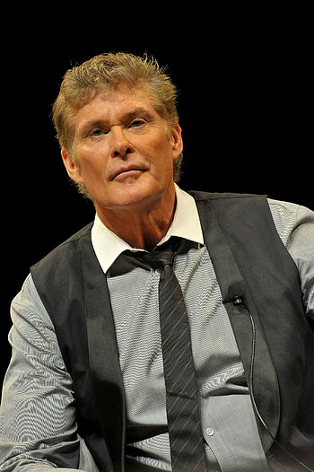David Hasselhoff movies, Berlin wall documentary, Lawsuit trouble, Berlin time HD phone wallpaper
