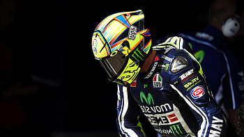 Valentino Rossi Helmet 2016, valentino-rossi, bikes, racing, helmet HD wallpaper