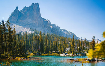 Sawtooth Summers, Alice Lake, Sawtooth National Forest, Idaho, trees, forest, mountains, peaks, usa HD wallpaper