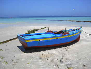 Boat in Djerba, sea, boat, tunisia, djerba, beach HD wallpaper