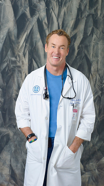 Doctor, Scrubs, Wearing HD phone wallpaper