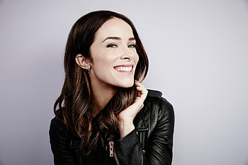 Abigail Spencer, Celebrity, Actress, Black Hair, Leather Jacket HD wallpaper