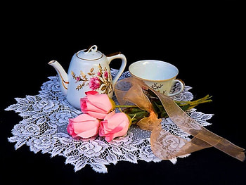 Still Life, pink, roses, arrangement, cup, teapot HD wallpaper