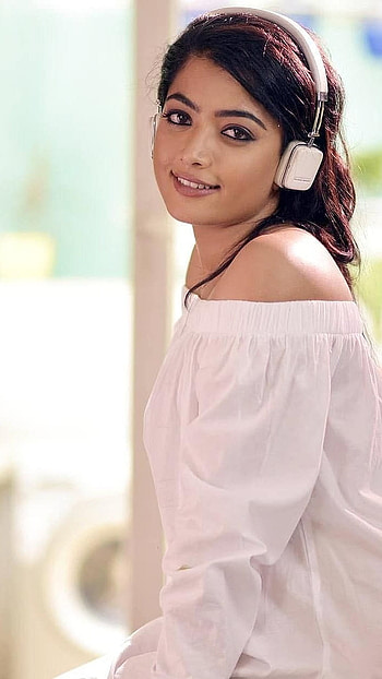 Rashmika Mandanna Ki, Actress HD phone wallpaper