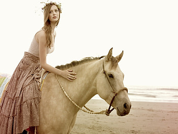 Special bond, ride, horse, lady, friends HD wallpaper