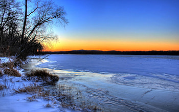 Frozen Wisconsin River in Winter, Rivers, Winter, Nature, Snow HD wallpaper