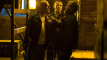Die Hard franchise, Legendary hero, Fierce battles, Unforgettable moments HD wallpaper
