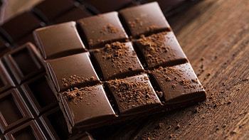Delicious chocolate , Irresistible cocoa aroma, Tasty chocolatey background, Heavenly indulgence HD wallpaper